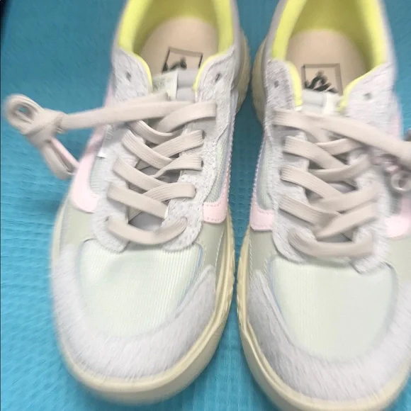 Vans Gray and Yellow Ultrarange Neo  Vr3 Sneakers with Chunky Design - Picture 5 of 7